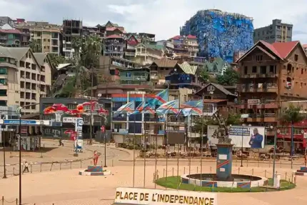 Bukavu : à l’approche de la rentrée scolaire, des enfants vendent dans les rues pour financer leurs fournitures