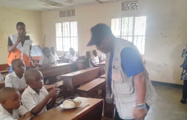 Education: lancement des cantines scolaires dans 73 écoles de Rutshuru et Rwanguba