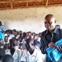 Mahagi : plus de 10 milles élèves de 35 écoles primaires bénéficient de kits scolaires grâce à l’UNICEF