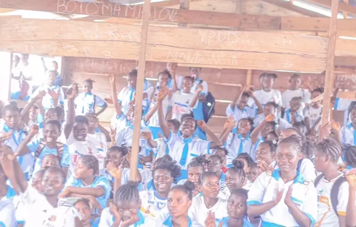 Mbandaka : le Complexe scolaire Amis du Savoir sensibilise les jeunes filles à l’hygiène corporelle, intime et menstruelle