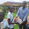 Éducation : 1 689 élèves Wambuti équipés pour la rentrée scolaire 2026-2027