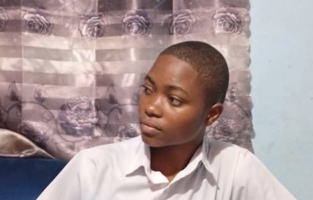 Portrait d&rsquo;Ansima Bachikenge : le parcours d’une élève devenue modèle d’excellence à Kasali
